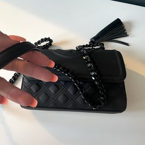 Tory Burch FLEMING MATTE SMALL CONVERTIBLE SHOULDER BAG